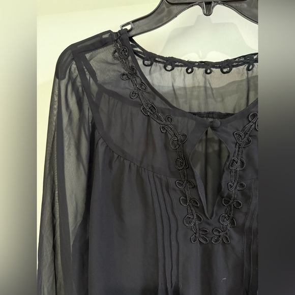 The Limited Sheer Tie-Front Tunic, size M - Picture 3 of 7